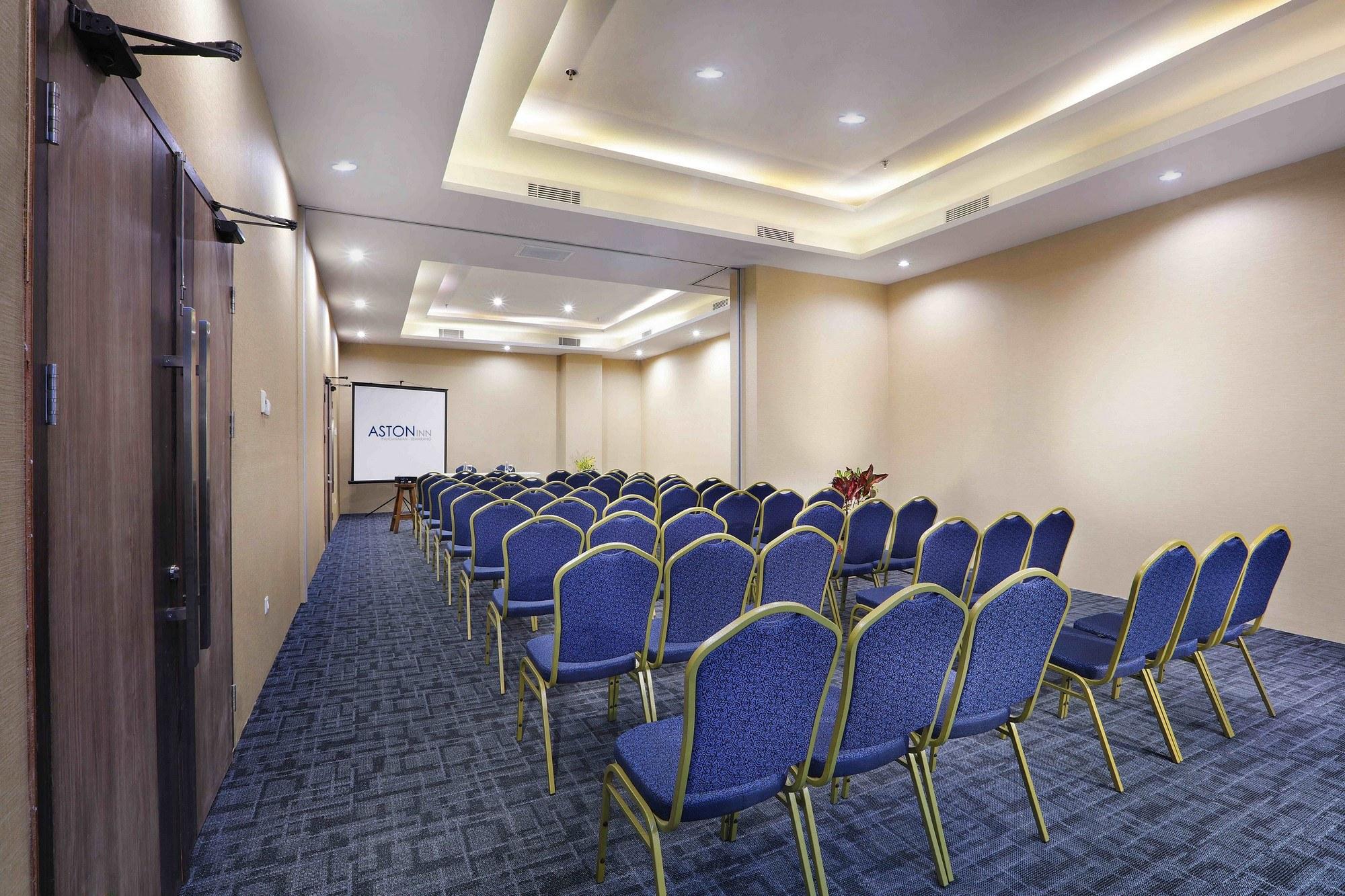Aston Inn Pandanaran Семаранг Екстериор снимка